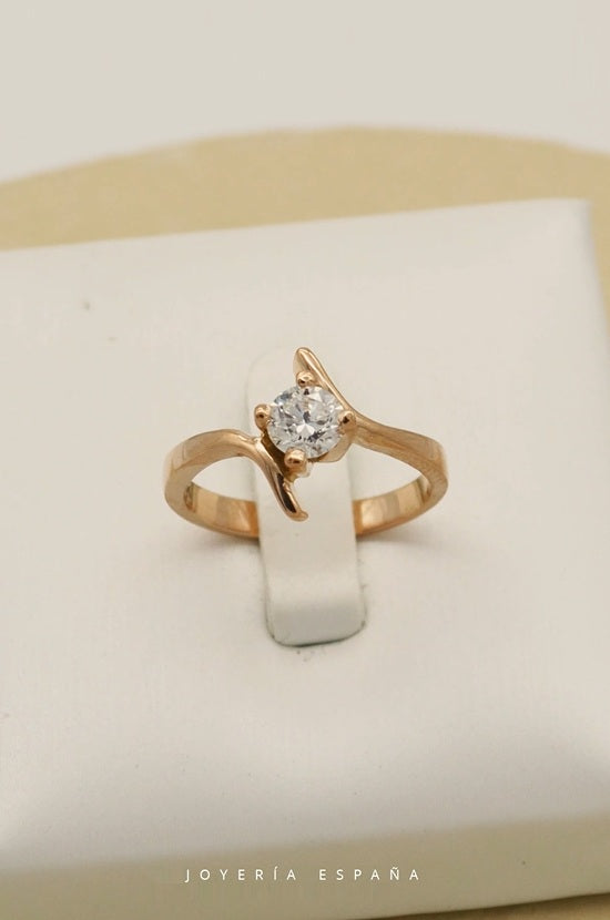 Modelo "Sofía" 0.60 ct. GIA